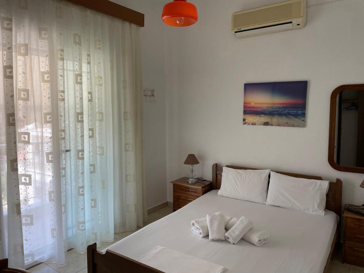 Nikos Rooms Nea Peramos (Macedonia) Exterior foto